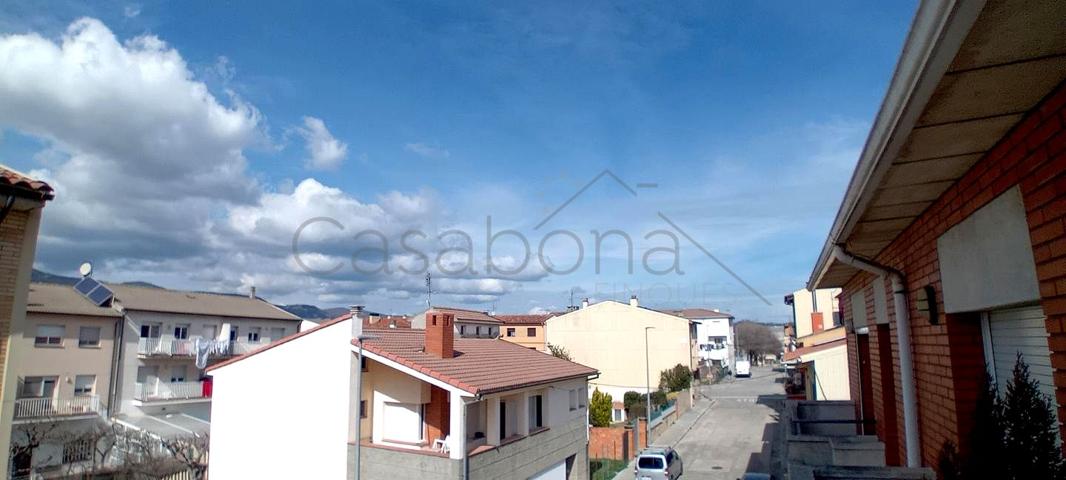 CASA ADOSADA, PARA ENTRAR A VIVIR, 5 HABITACIONES, 2 BAÑOS, GARAJE, VISTAS photo 0