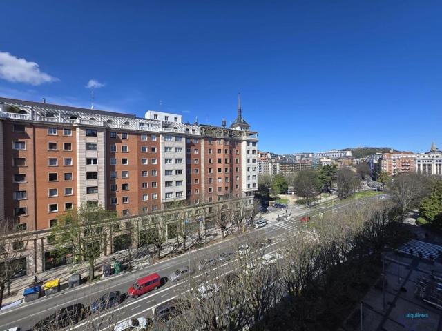 Piso En alquiler en Amara Sancho El Sabio, Donostia-San Sebastián photo 0