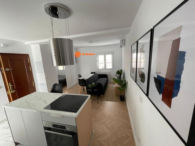 PISO EN VENTA EN GUINDALERA photo 0