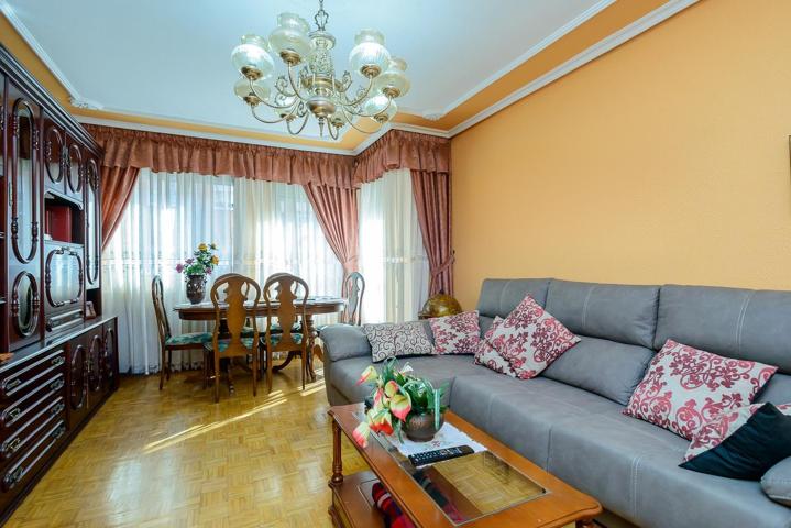 Venta de Piso en Urbanización Avenida México, Mieres, Asturias photo 0