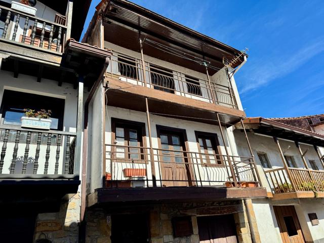 Casa de piedra con encanto en el centro de Escalante, Cantabria photo 0