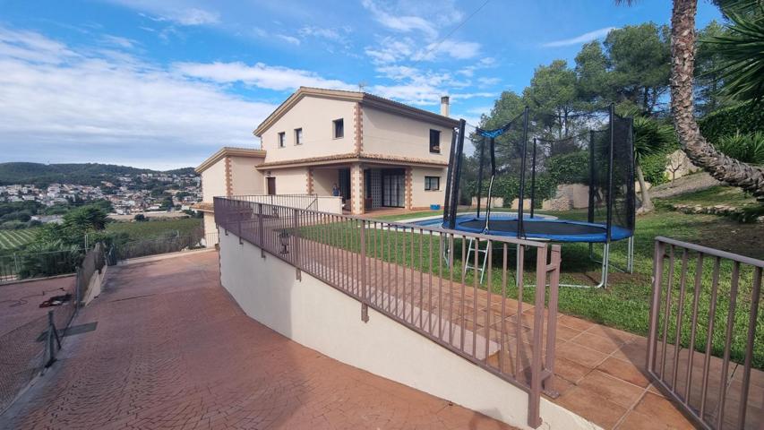 Chalet - Torre - Cubelles photo 0