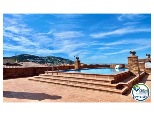 Piso En venta en Roses photo 0