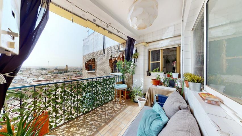 GRAN VIVIENDA EN OLLERIAS CON TERRAZA Y ASCENSOR photo 0