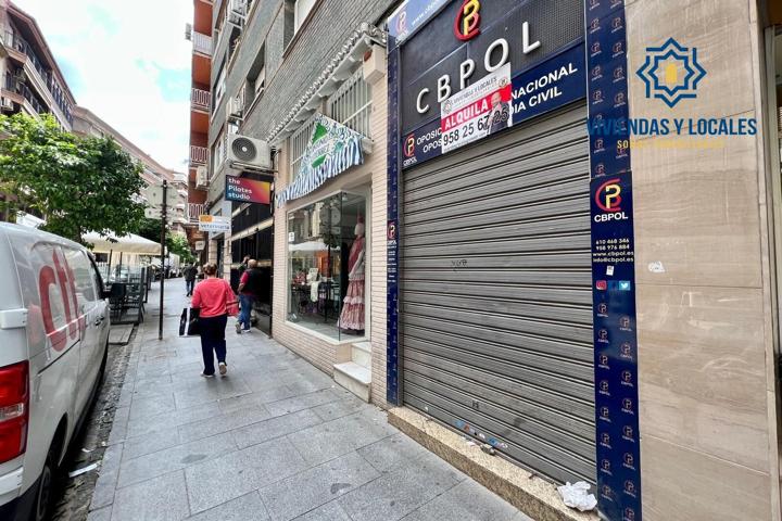 SE ALQUILA LOCAL COMERCIAL EN PLENO CENTRO DE GRANADA – JUNTO PLAZA DE GRACIA Y RECOGIDAS photo 0