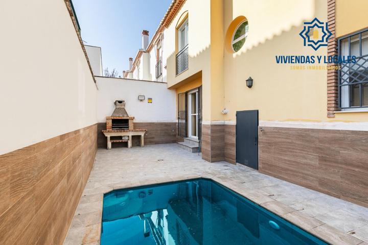OPORTUNIDAD ÚNICA EN HUÉTOR VEGA – CHALET PAREADO CON PISCINA POR 310.000€! photo 0