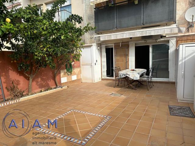 Piso con amplia terraza en Pineda de Mar photo 0