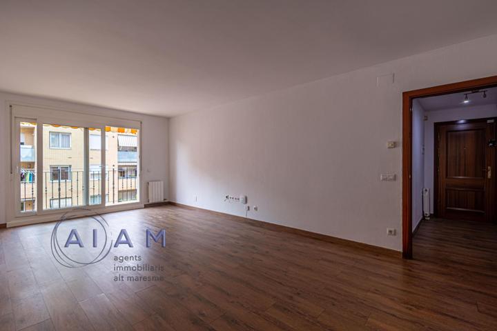 Piso de 4 habitaciones y piscina en Blanes photo 0