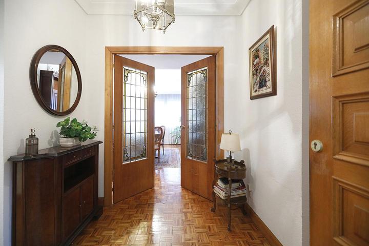 Piso en venta en Irun de 145 m2 photo 0