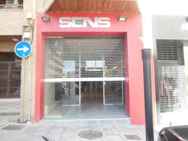 Local en alquiler en Tudela de 170 m2 photo 0