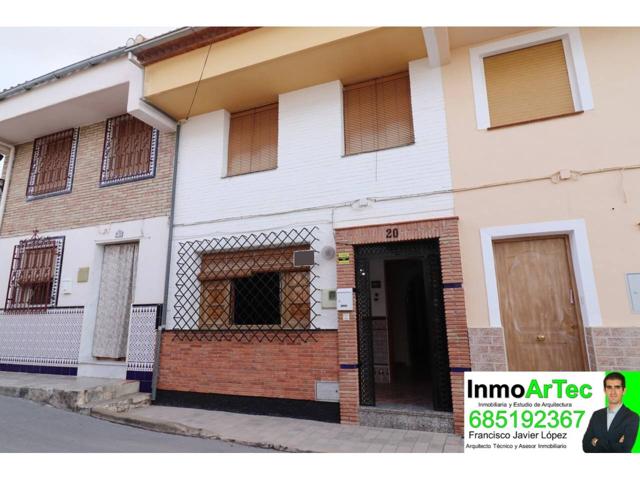 Casa en venta en Alomartes photo 0