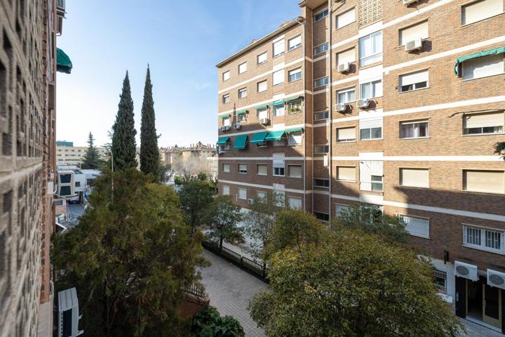Piso de 3 habitaciones junto a Trauma photo 0