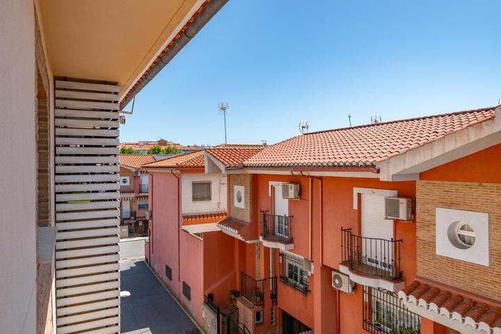 Precioso piso para entrar a vivir en Maracena junto al Mercadona photo 0