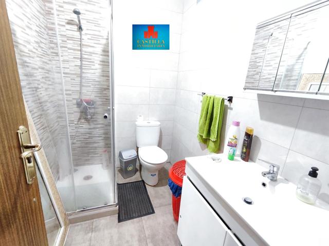 MAGNÍFICO PISO-ZONA SANTO TOMÁS-ES UN PRIMERO (ESCUCHAMOS OFERTAS) photo 0