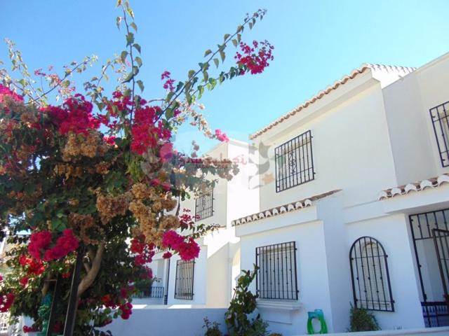 Casa En alquiler en Almuñécar photo 0