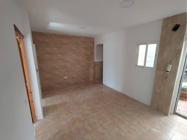 Piso en venta en Capuchinos-La Goleta-El Molinillo-Segalerva photo 0