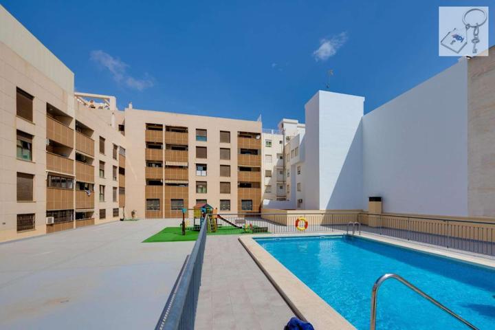 Piso En venta en Calle Apolo, 68. Centro - Muelle Pesquero, Torrevieja (alicante), Centro - Muelle Pesquero, Torrevieja photo 0
