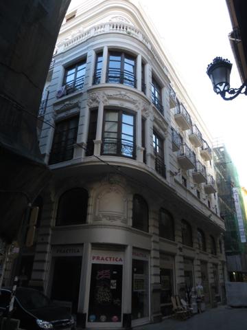 Se vende apartamento con balcón corrido en el centro de Valencia!!! photo 0