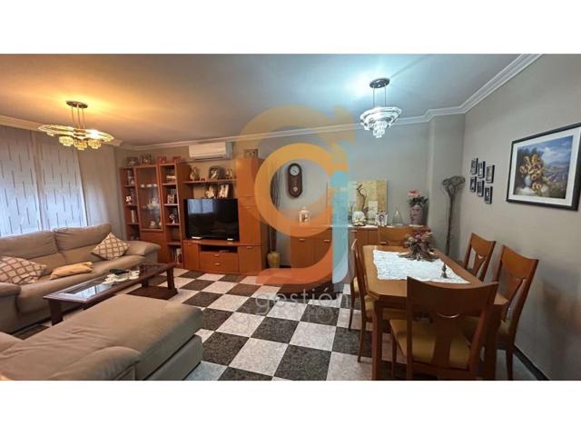 Villa En venta en Serranillos Del Valle photo 0
