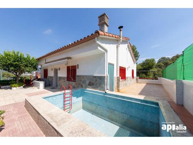 Casa en Venta en Calle Torrent del Salt photo 0