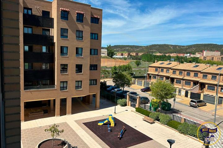 ¡Bienvenidos a su nuevo hogar en una de las zonas más cotizadas de Cuenca! photo 0