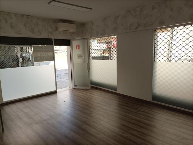 Muy buen local comercial en el centro de Palamos photo 0
