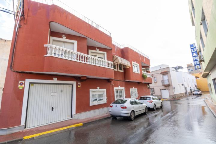 PRECIOSA CASA EN BENAHADUX photo 0