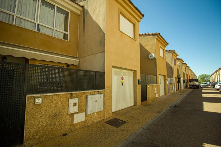 ADOSADO TALAVERA LA REAL BADAJOZ photo 0