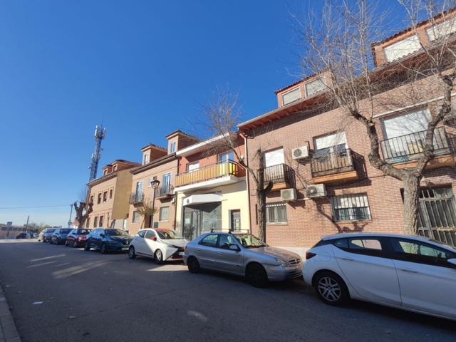 Unifamiliar Separadas En venta en Sevilla La Nueva photo 0