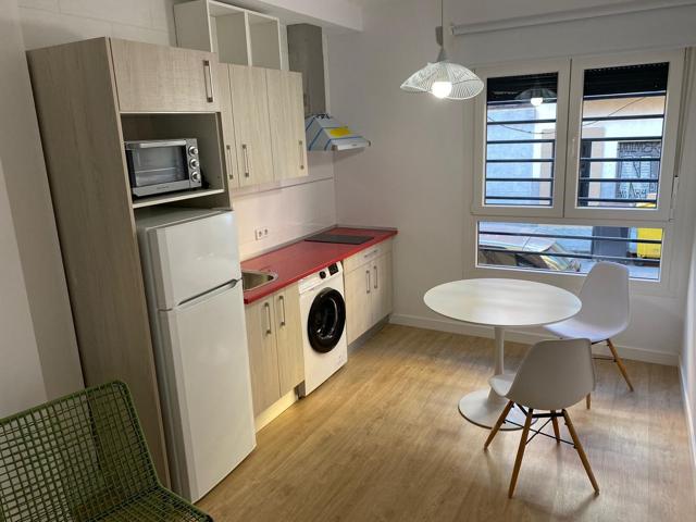 Loft En alquiler en Calle Vicente Martín Arias, Carabanchel, Madrid photo 0
