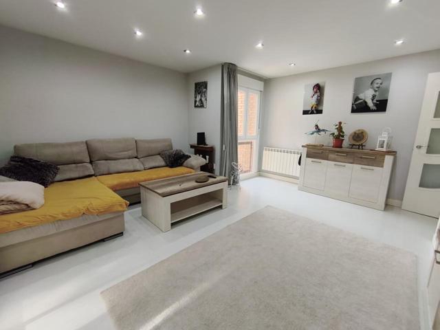 Piso en venta en Madrid de 127 m2 photo 0