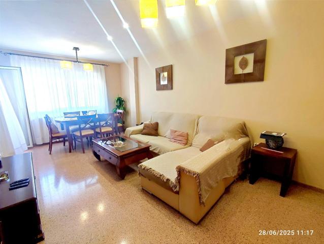 GRAN PISO en EXCLUSIVA en CASTALLA!!con 4 dormitorios y vistas al CASTILLO photo 0