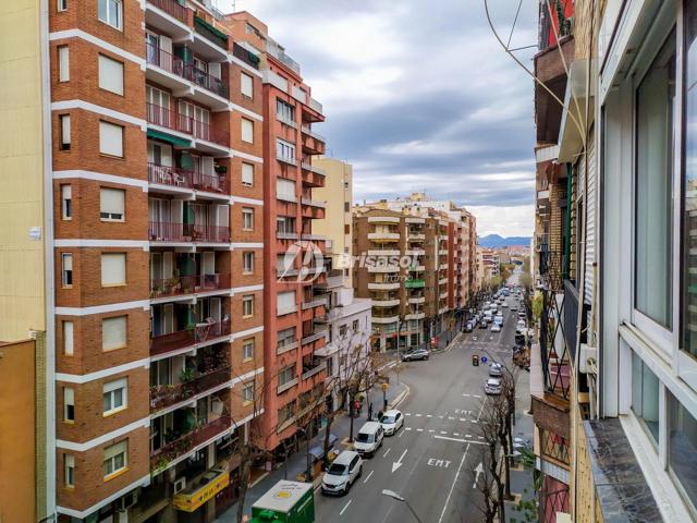 Tarragona - Piso de 100 m2 en avenida de Ramón y Cajal photo 0