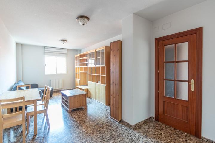 PISO DE 2 DORMITORIOS EN MARACENA photo 0