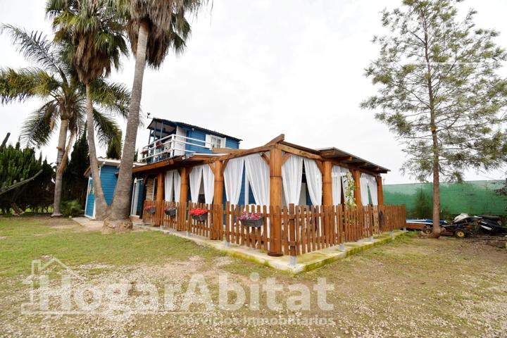 CHALET SEMINUEVO CON JARDÍN Y DOS TERRAZAS CERCA DE LA PLAYA photo 0