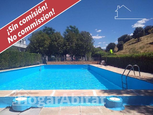 CHALET CON PISCINA, GARAJE Y TERRAZA photo 0