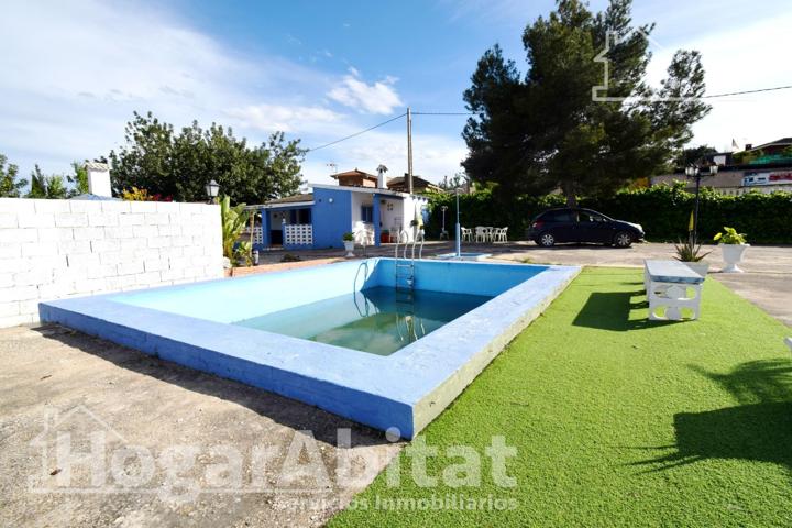 GRAN CHALET CON PISCINA PRIVADA, TERRAZA Y PARCELA photo 0