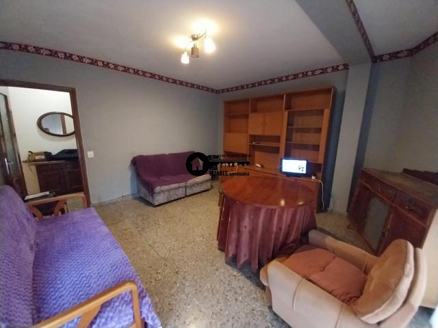 INMOBILIARIA TEJARES VENDE PISO PARA INVERTIR CERCA DE LA CALLE ROSARIO photo 0