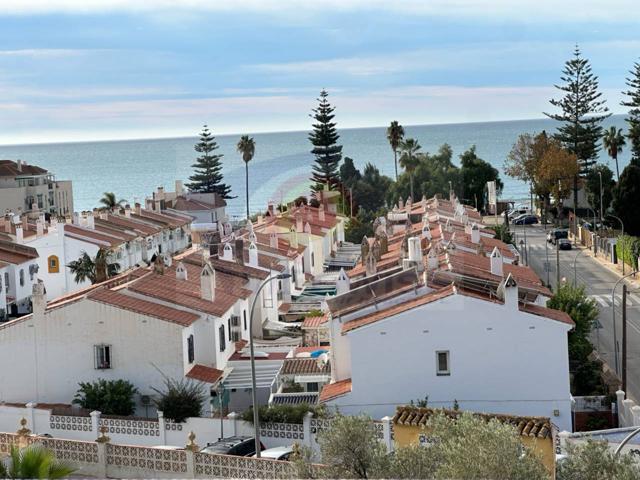 ULTIMAS EXCLUSIVAS VIVIENDA CON AMPLIAS TERRAZA Y CERCA DEL MAR SIN CUESTA photo 0