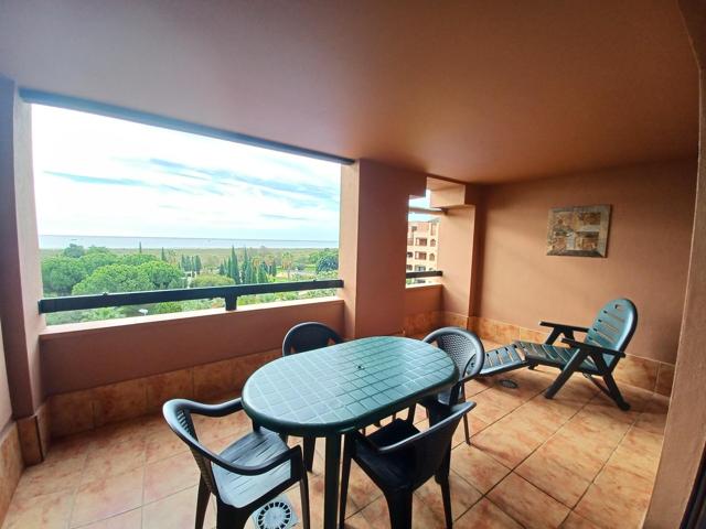 APARTAMENTO EN URBANIZACIÓN PLAYA VERDE FRONTAL AL MAR photo 0