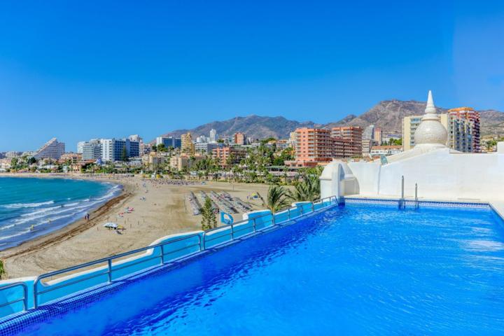 ESPECTACULAR APARTAMENTO EN PRIMERA LINEA DE PLAYA EN UNO DE LOS MEJORES PUERTOS DEPOTIVOS DE ESPAÑA photo 0
