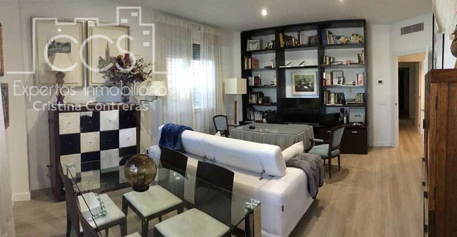 Venta de piso de 114 m2 construidos con 3 dormitorios,2 baños, garaje y trastero en San Lorenzo. photo 0
