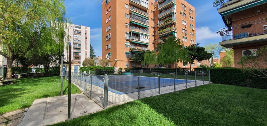 GESPAIN ACTIVIDADES INMOBILIARIAS GESTIONA VIVIENDA EN VENTA EN LAS AGUILAS. photo 0