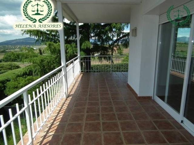CHALET INDEPENDIENTE CON PRECIOSAS VISTAS photo 0