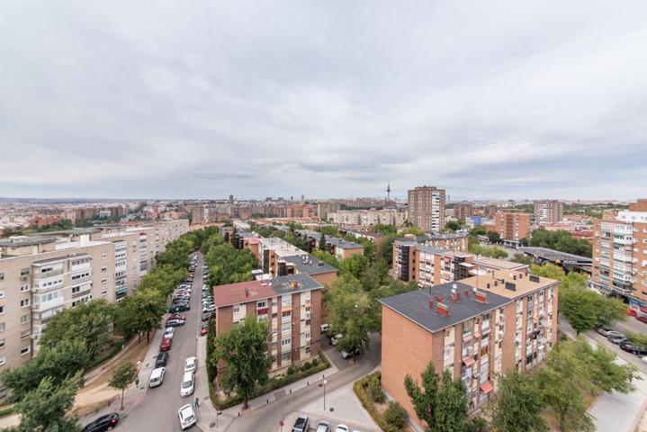 Piso En alquiler en Plaza Del Encuentro, Moratalaz, Madrid photo 0