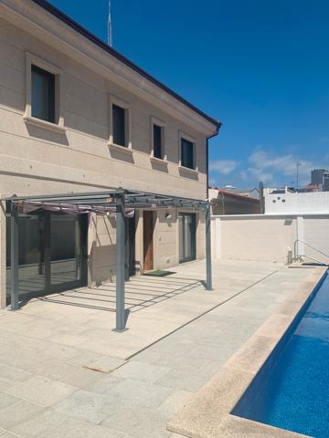 Casa En venta en Rúa Río Traba, A Coruña photo 0