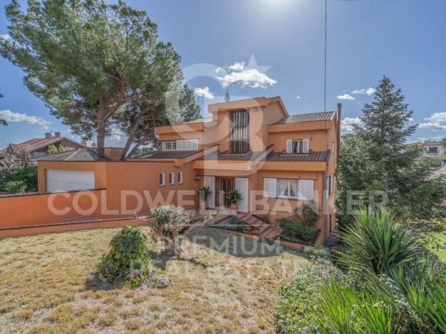 Casa En venta en Cerdanyola Del Vallès photo 0