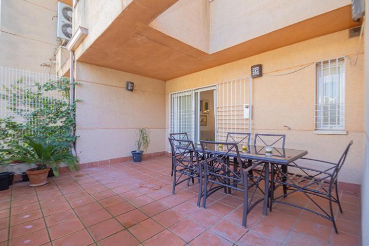 Piso En alquiler en Santa Eufemia, Tomares photo 0
