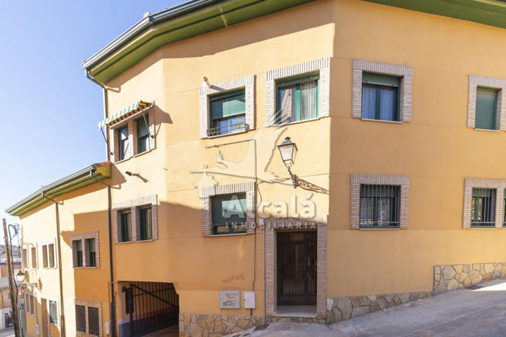 Casa En venta en El Molar photo 0