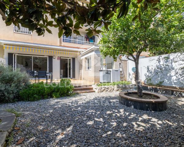 Piso En venta en Terrassa photo 0